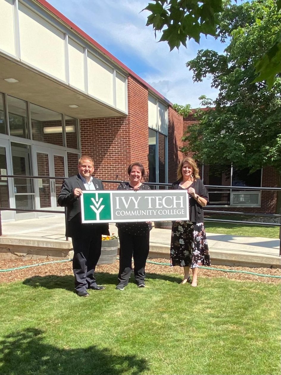 Ivy Tech Fort Wayne Announces Plans To Offer Classes At Marshall Community Center In Columbia City Talk Of The Town